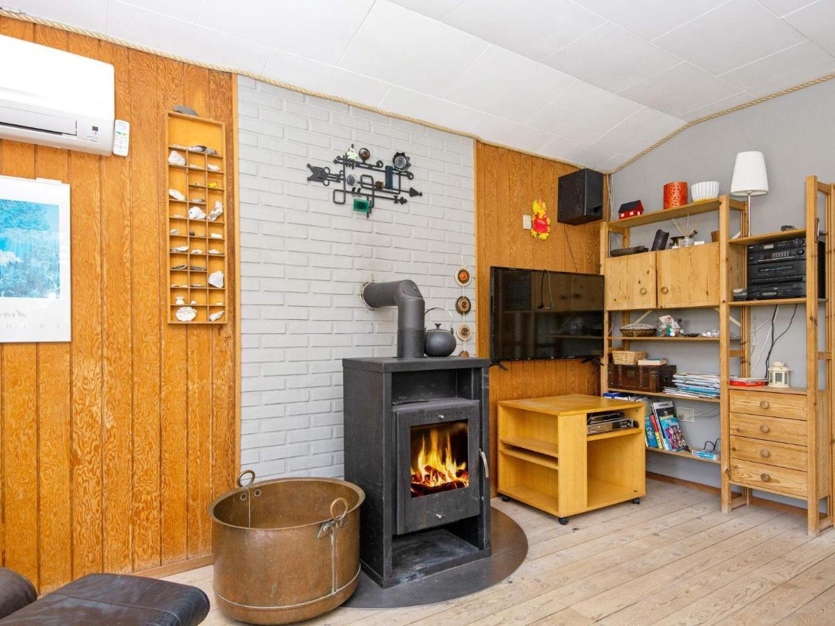 5 Person Holiday Home In 오더 외부 사진